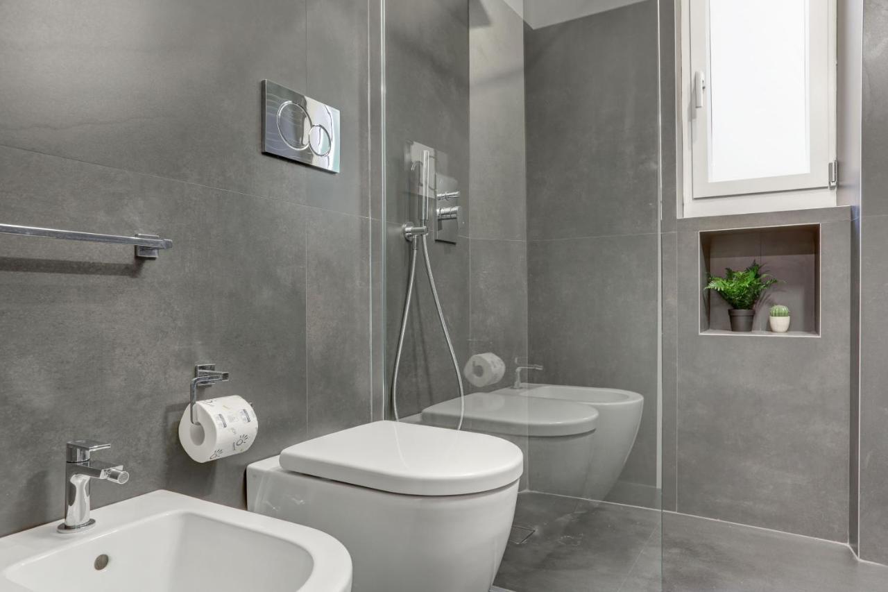 Colosseo Apt Laterano 85 - Home And More Rome Exterior photo