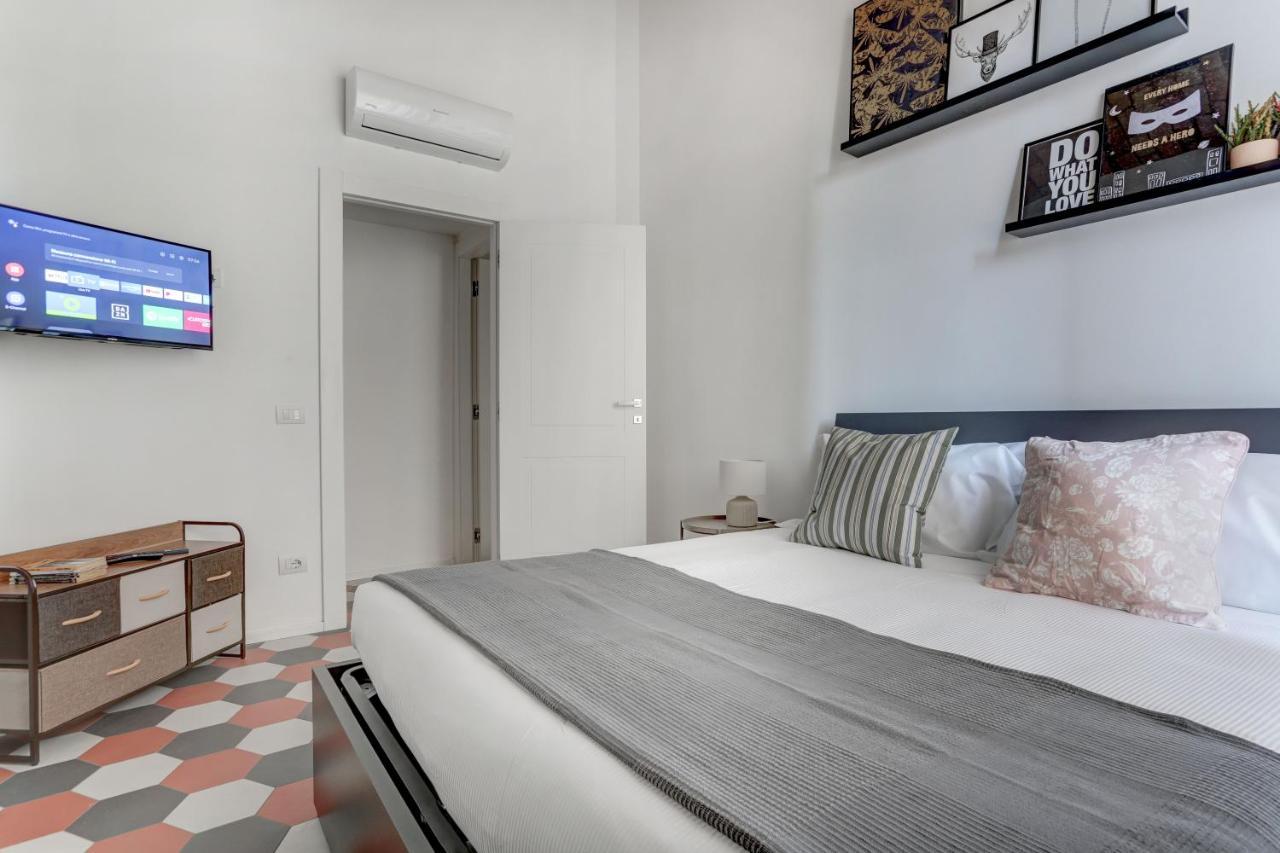 Colosseo Apt Laterano 85 - Home And More Rome Exterior photo